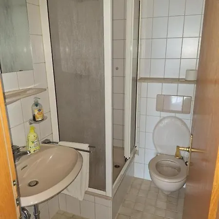 アパートホテル Appartementhaus Kastanie 3*
