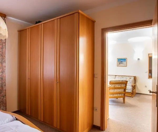 Appartementhaus Kastanie アパートホテル Bad Füssing