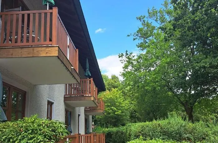 アパートホテル Appartementhaus Kastanie 3*