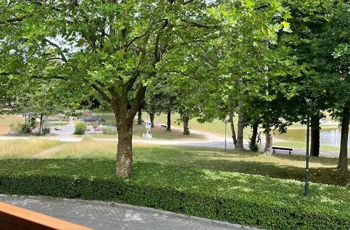 Appartementhaus Kastanie アパートホテル Bad Füssing